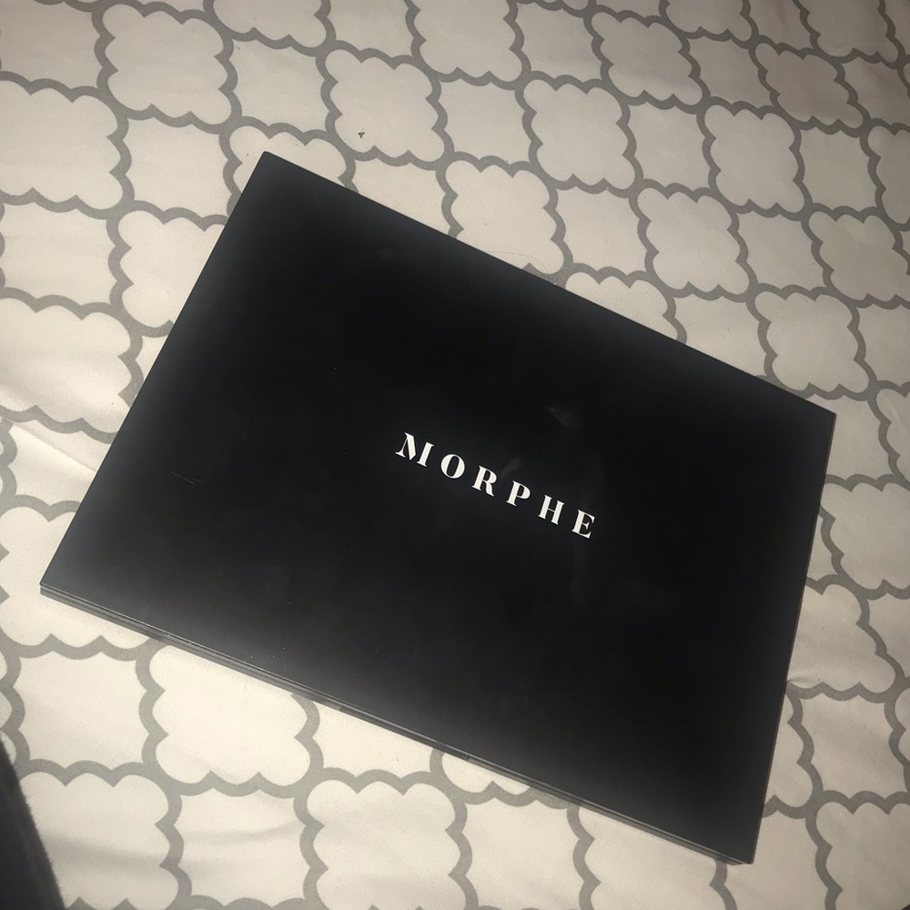 MORPHE ARTISTRY PALETTE